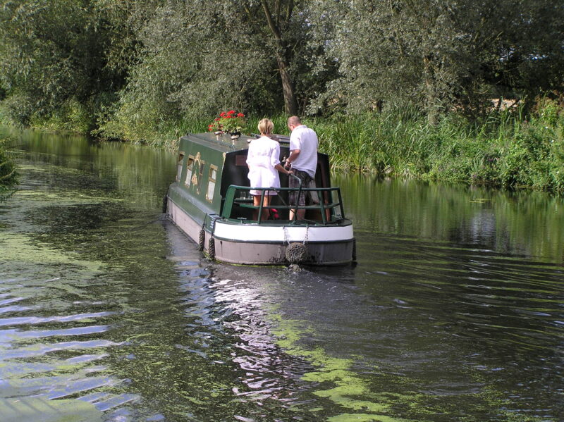 Boating along the Chelmer & Blackwater Navigation